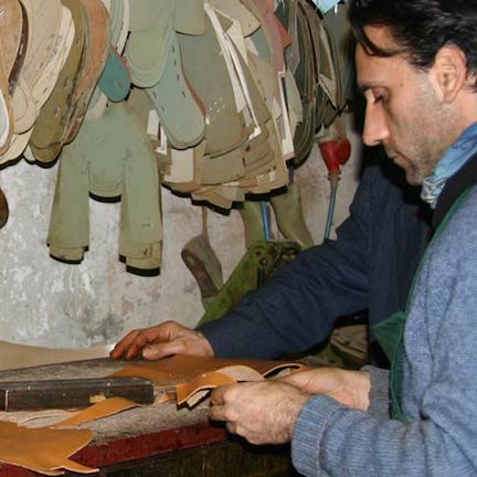 Leather shoemaking course in Florence 