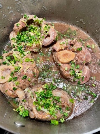 Risotto alla Milanese and Ossobuco 14 risotto preparation